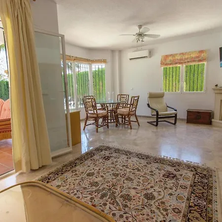 Villa Oranges *