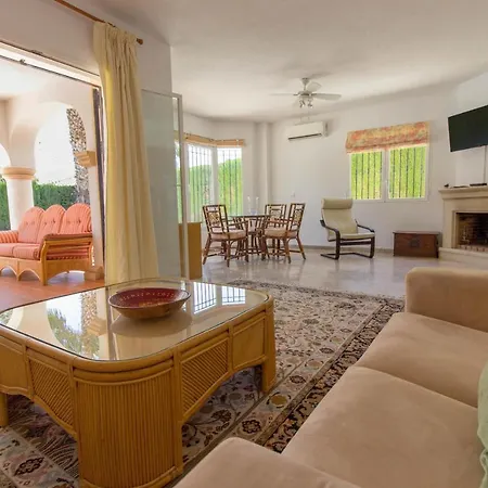 Villa Oranges
