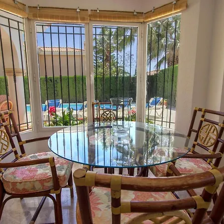 Villa Oranges